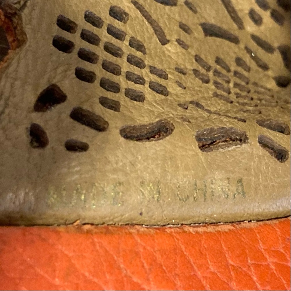 Tory Burch Roselle Thong Sandals Red Orange Colored Perforated Leather Size 8 - Picture 12 of 16